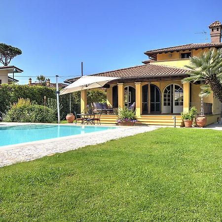 Relais Di Alice- Adults Only Bed and Breakfast Φόρτε ντε Μάρμι Εξωτερικό φωτογραφία