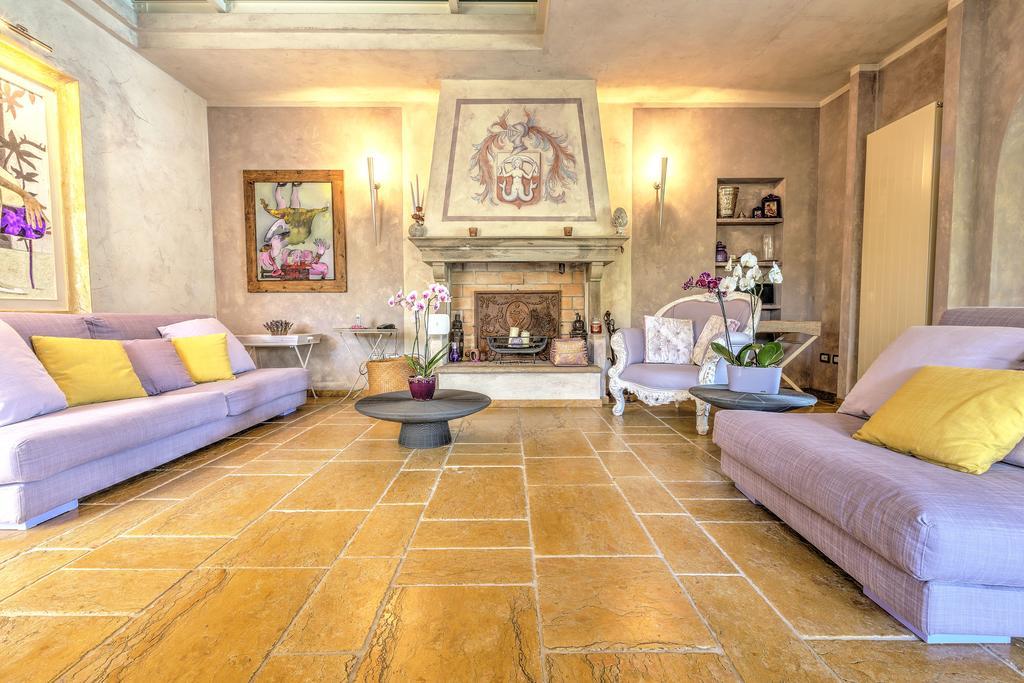 Relais Di Alice- Adults Only Bed and Breakfast Φόρτε ντε Μάρμι Εξωτερικό φωτογραφία